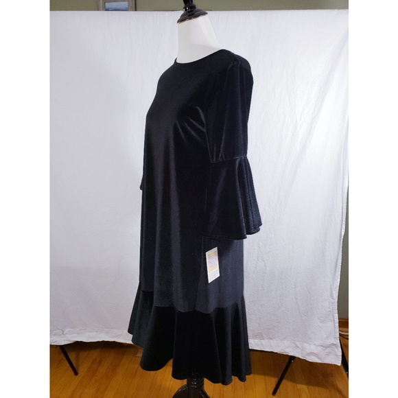SOLD NWT Lularoe Maurine Velvet Dress Medium - Picture 6 of 8